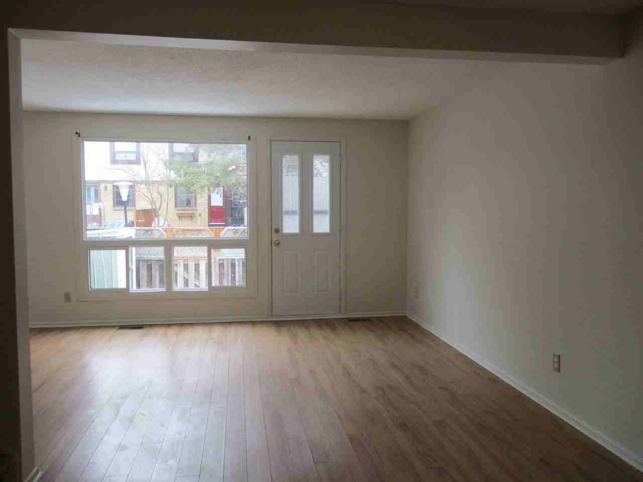 109 Thistledown Ct - Photo 3 of 16