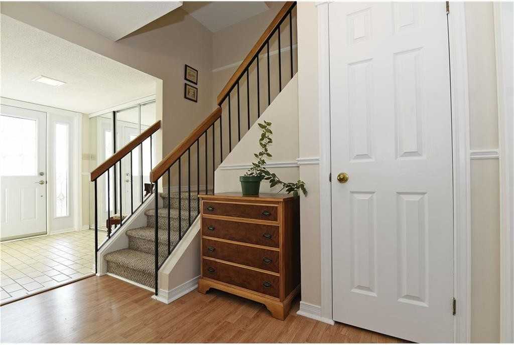 45 Gladecrest Ct - Photo 2 of 12