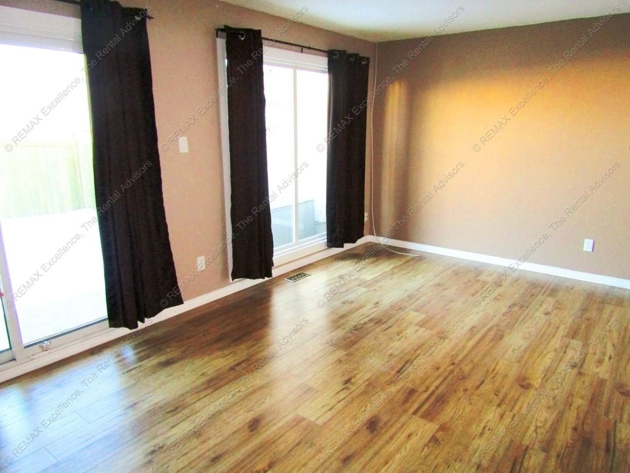 8107 132 Ave NW - Photo 2 of 15