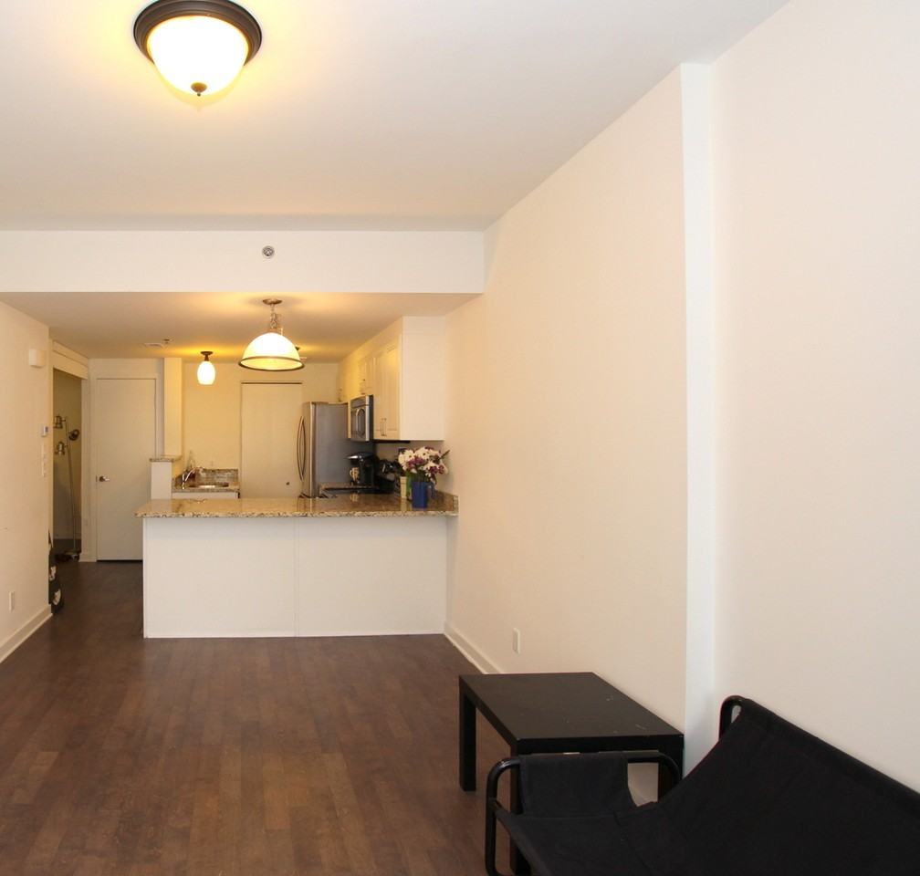 136 Daly Ave - Photo 2 of 9