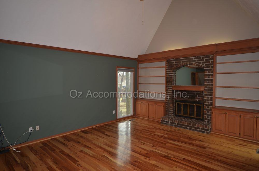 12617 W 69th St - Photo 3 of 32