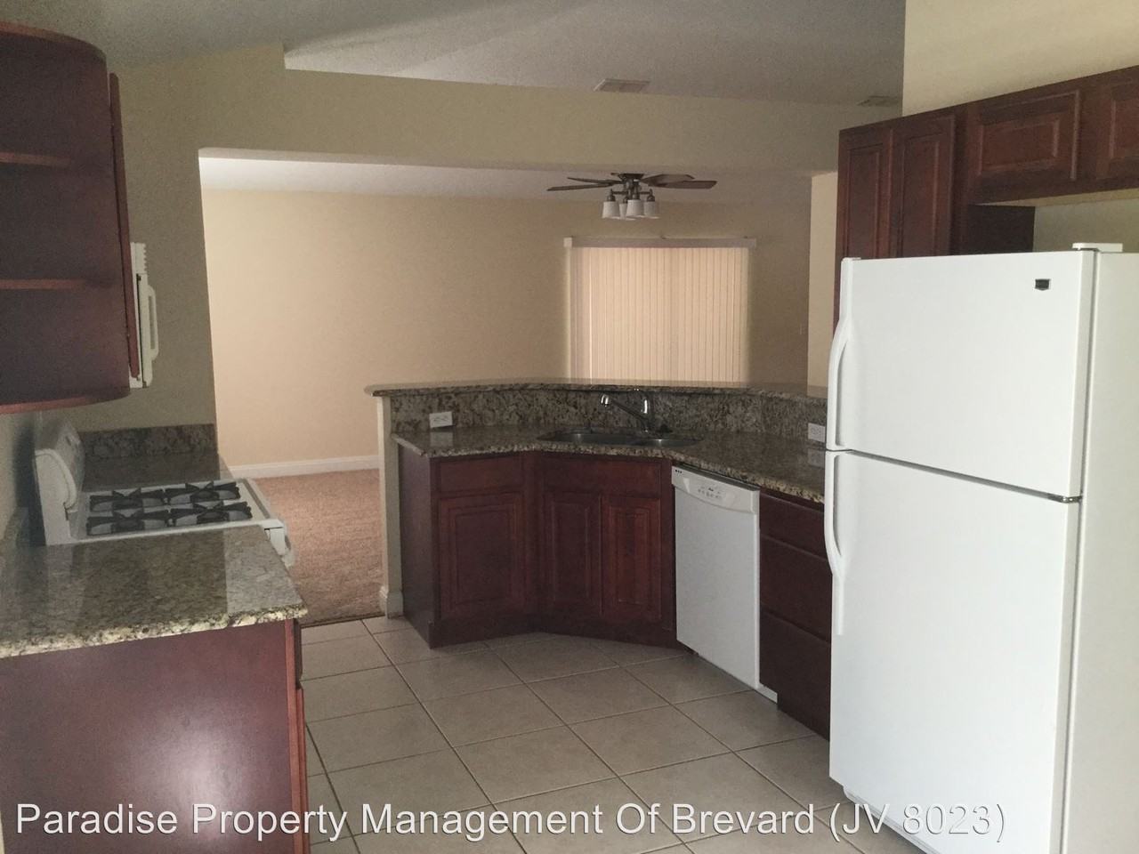 3692 Kestrel Ct - Photo 3 of 17