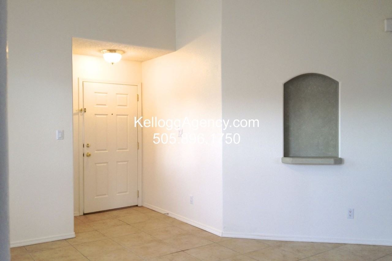 4127 Arapahoe Ave NW - Photo 2 of 19