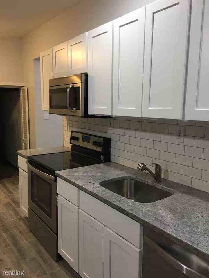 199 Glen Haven Rd - Photo 2 of 13