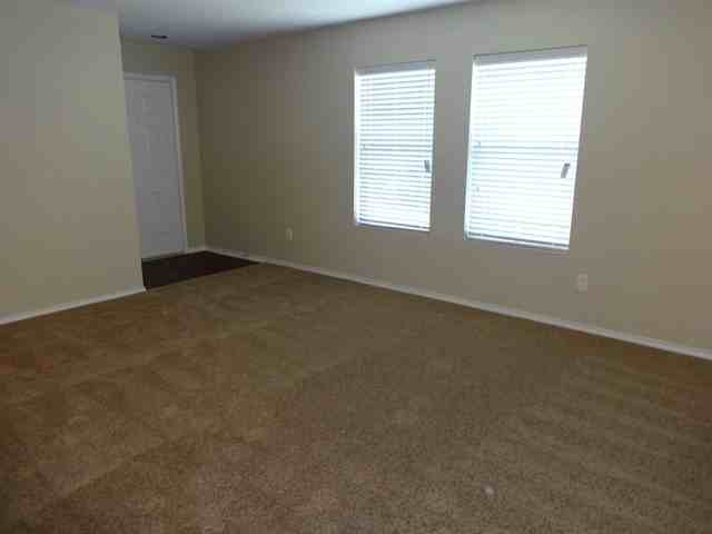 1225 Dianthus Dr - Photo 2 of 12