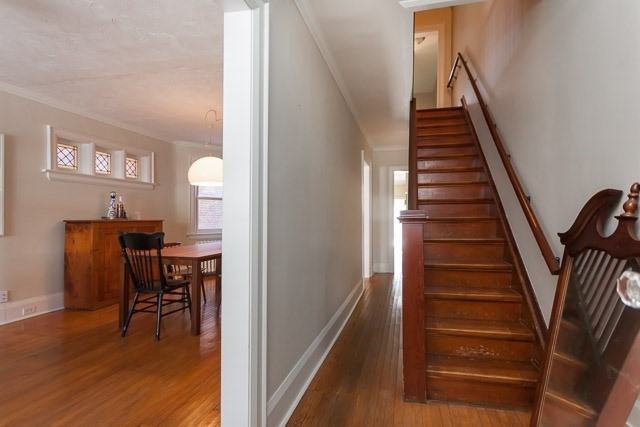 538 Perth Avenue - Photo 3 of 8