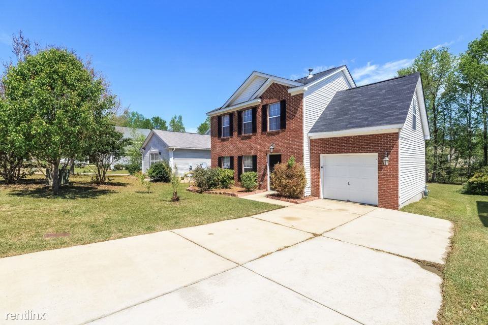 112 E Lake Trail - Photo 2 of 17