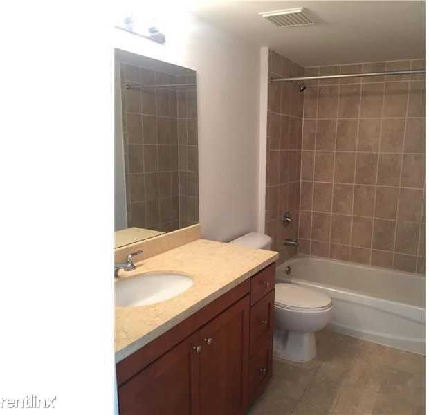 1723 SW 2nd Ave - Photo 2 of 5