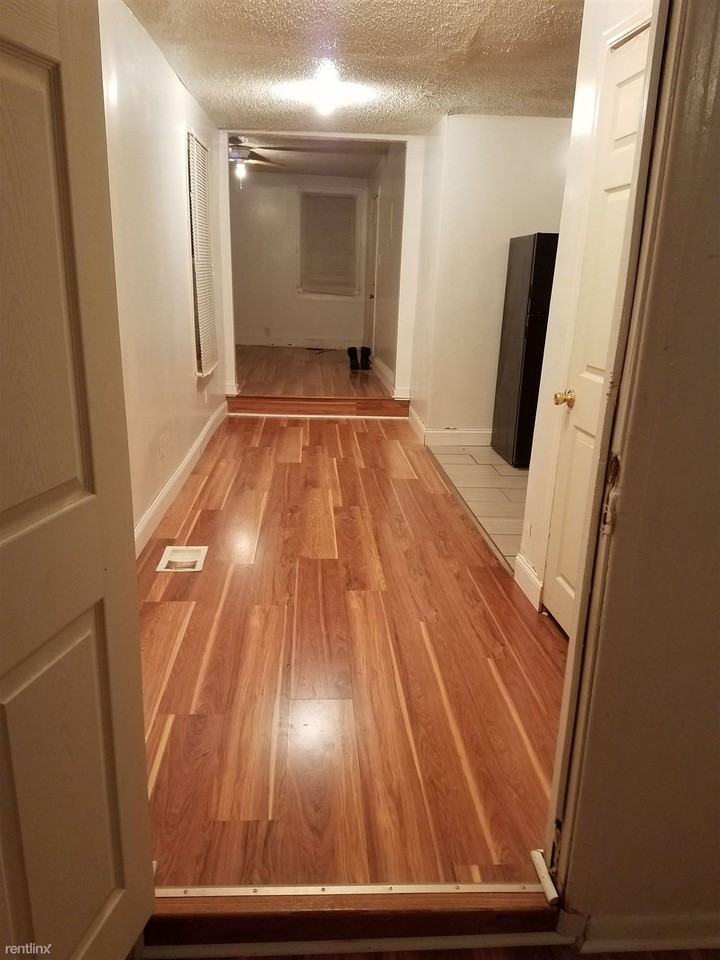 36 Middle Rose St - Photo 3 of 6