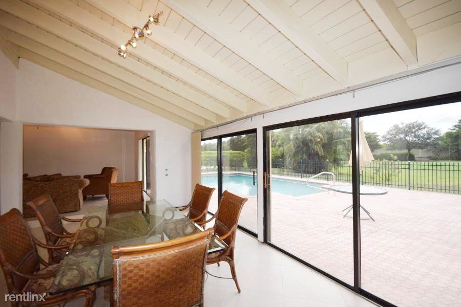 908 Foxpointe Cir - Photo 2 of 20