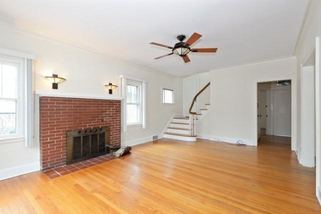 2016 Schiller Ave - Photo 3 of 18