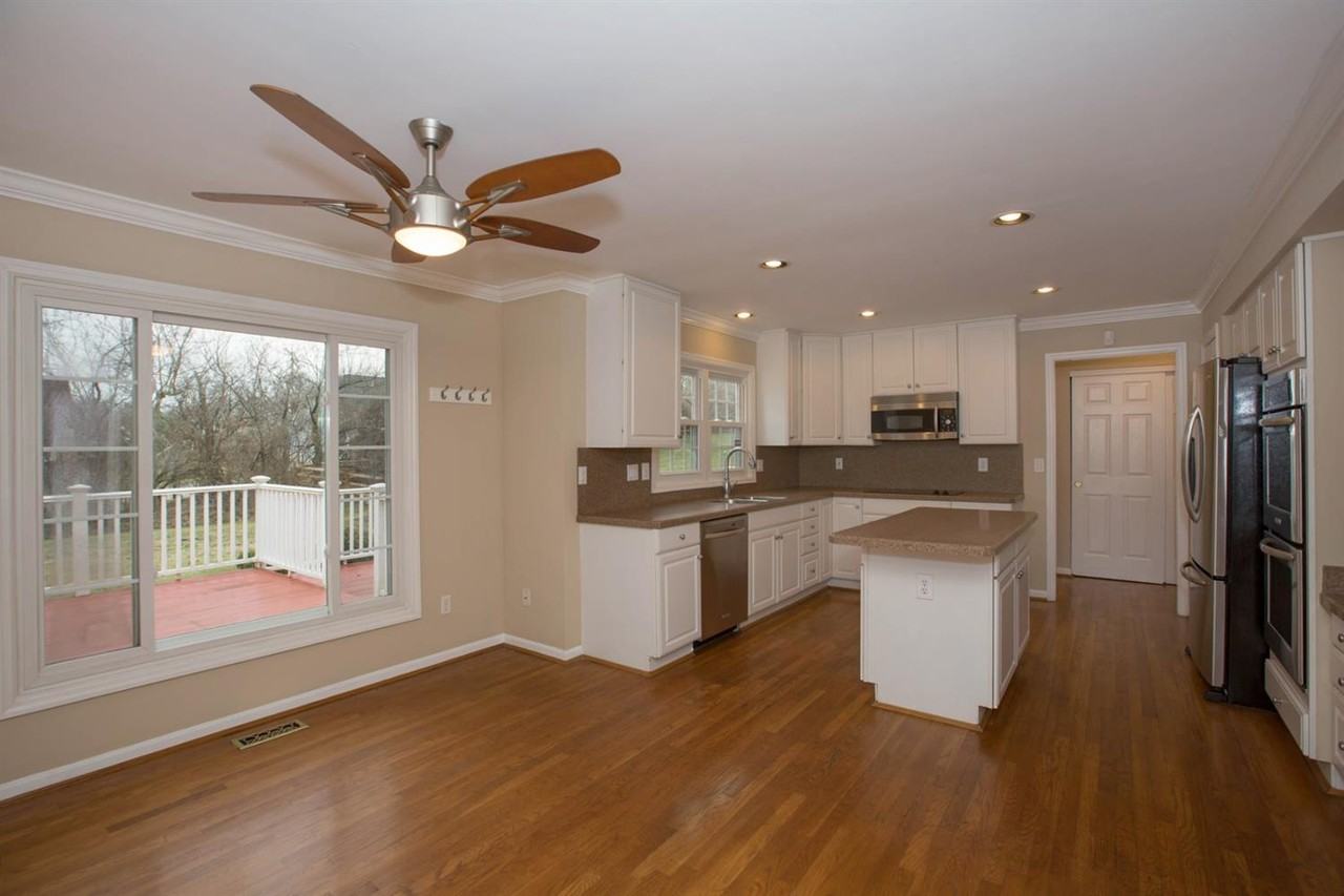 5934 Taylor Ridge Dr - Photo 2 of 25