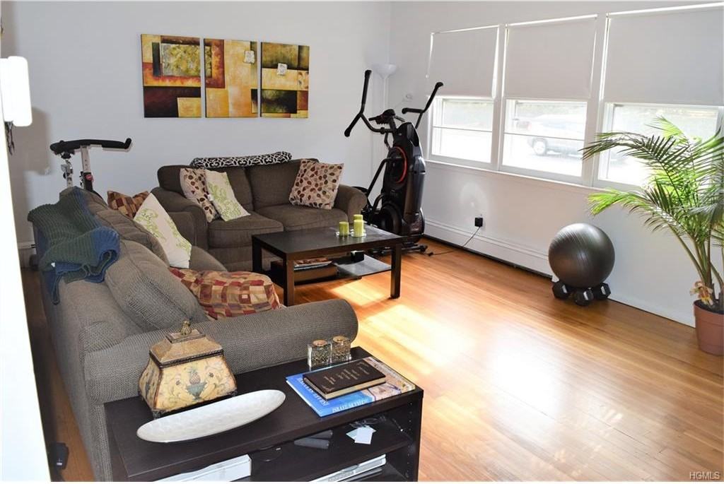 314 Washington Ave #2ndFL - Photo 2 of 8