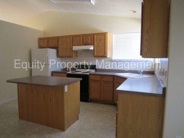 1774 Jensen Meadow Ln - Photo 2 of 4