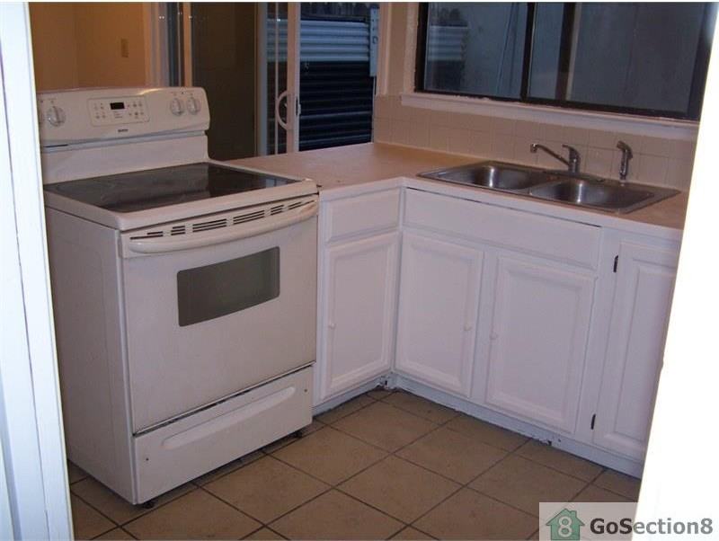 535 Cinnamon Dr - Photo 3 of 12