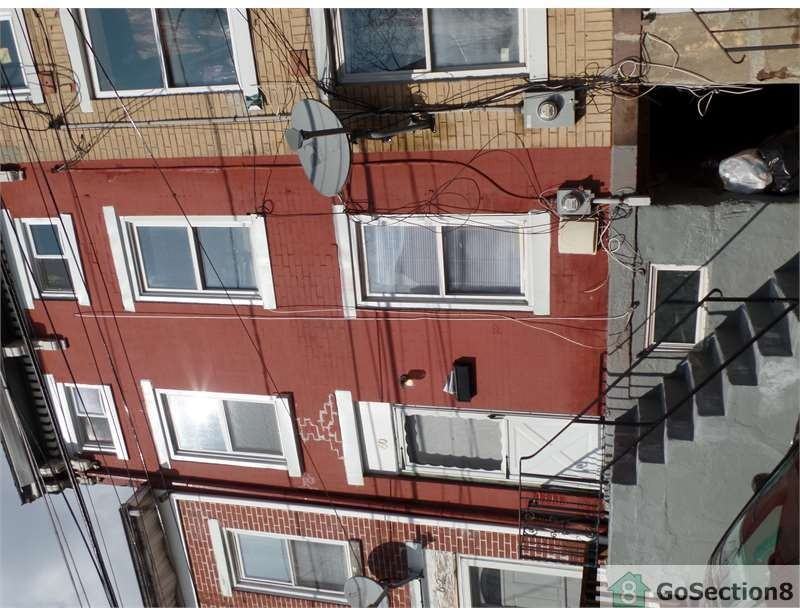 60 Sweets Ave - Photo 2 of 12