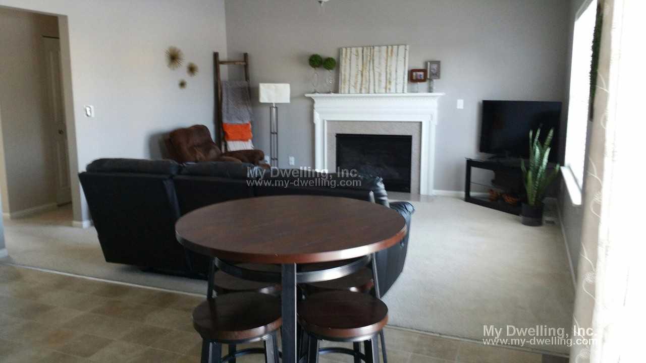 731 Creekwood Ln - Photo 2 of 6