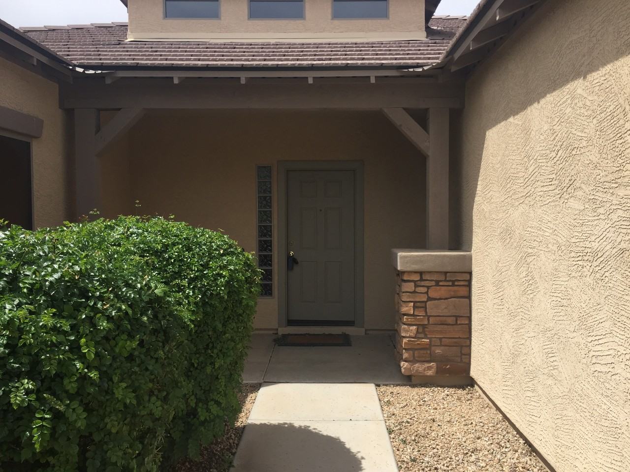 11244 N 164th Ct - Photo 2 of 15