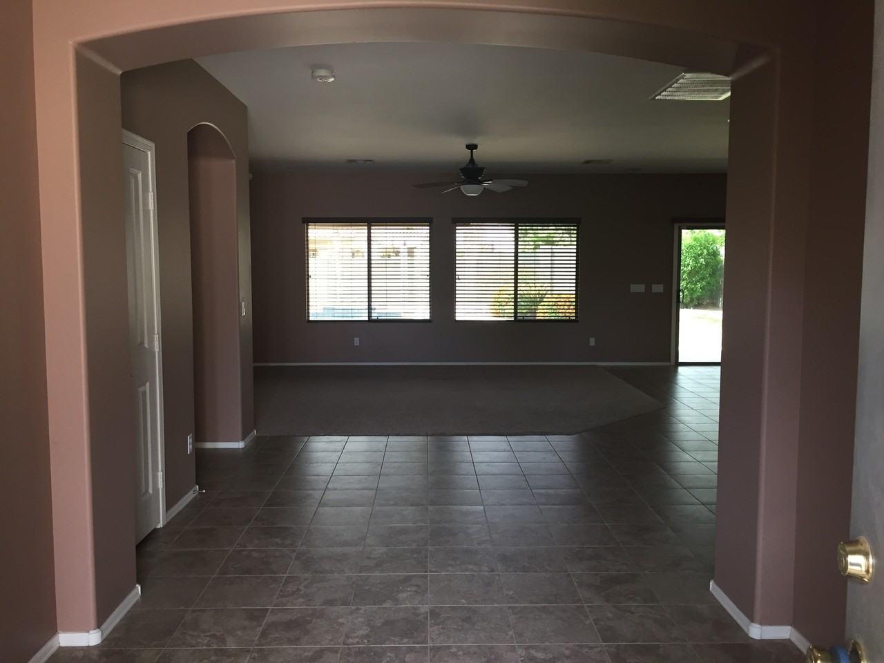 11244 N 164th Ct - Photo 3 of 15