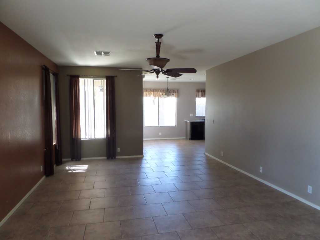 230 N Nash Way - Photo 2 of 9