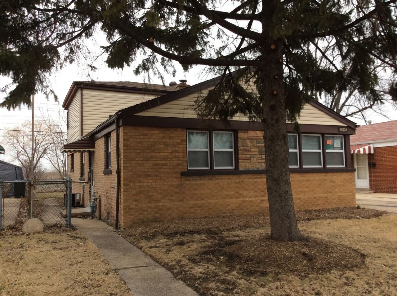 12034 Elm Dr - Photo 3 of 13