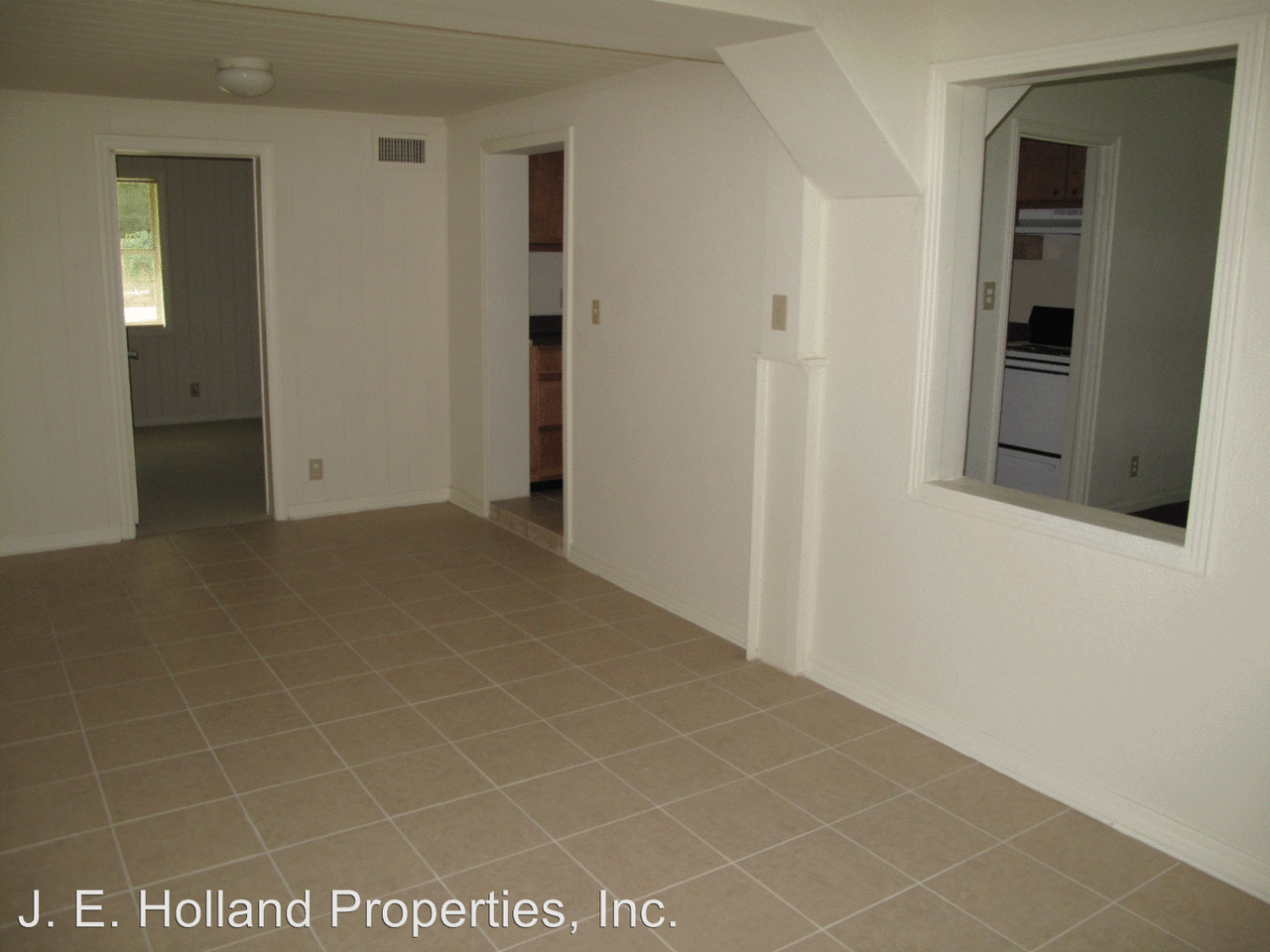 5644 Tanglewood Ln - Photo 2 of 6