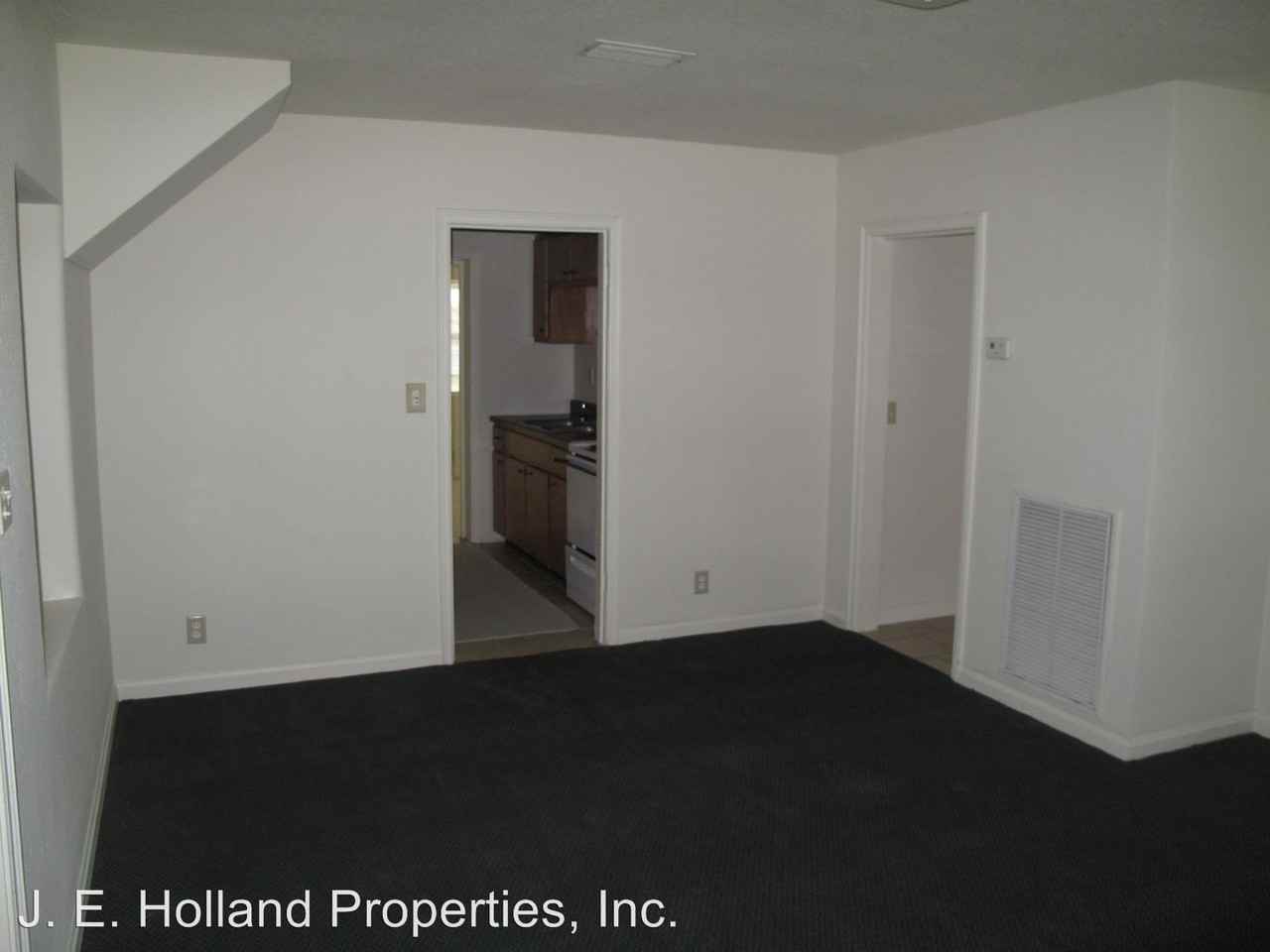 5644 Tanglewood Ln - Photo 3 of 6