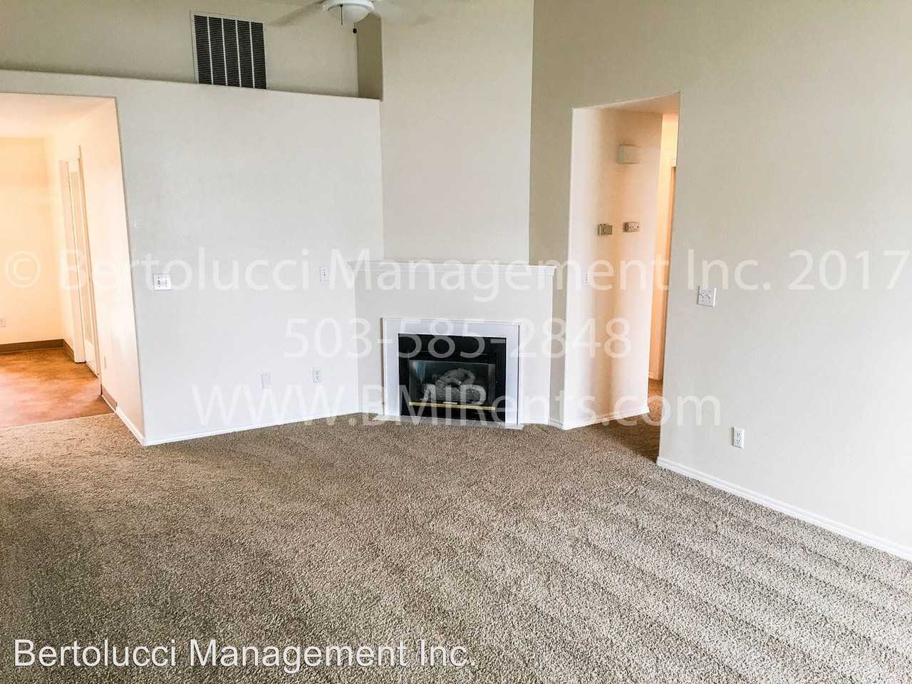 1531 Canary Ct NE - Photo 2 of 18