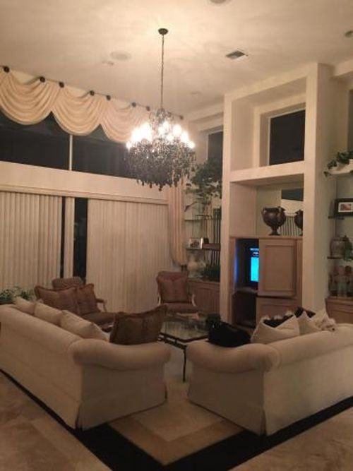 7081 Dubonnet Dr - Photo 2 of 5