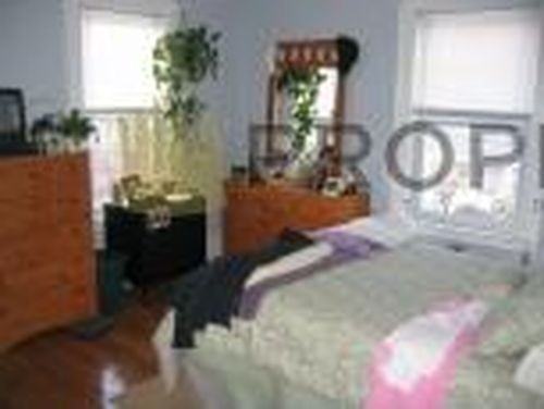 3 Foster St #F - Photo 2 of 5