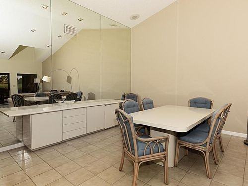 6800 Parisian Way - Photo 2 of 4