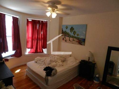 1942 Beacon St #STE4 - Photo 3 of 5