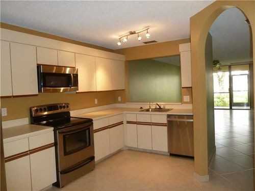 124 NW 98th Terrace - Photo 2 of 8