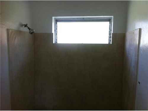 2305 NW 15th Ct - Photo 3 of 7