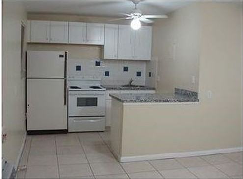 1507 NE 5th Ave #1-4 - Photo 2 of 4