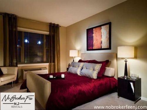 31 Ave at Port Imperial #2064