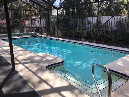 109 Bayberry Cir - Photo 2 of 8