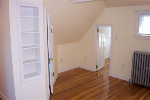 29 Linden Rd #3rd - Photo 3 of 8