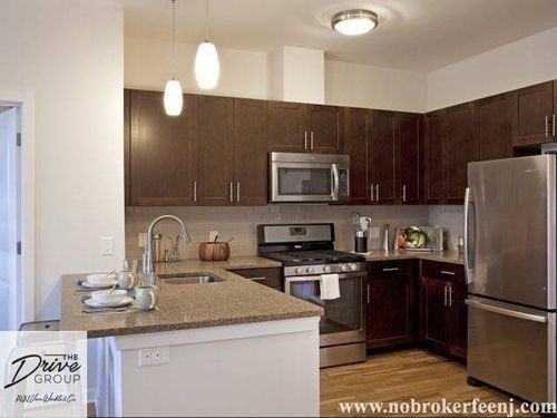 2024 Center Ave #2450