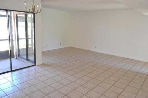 128 Sherwood Cir #13C - Photo 2 of 6