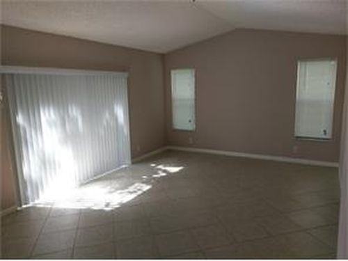 11808 NW 32nd Ave - Photo 3 of 8