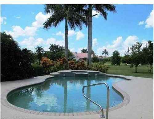 7615 NW 50th Ct - Photo 3 of 8