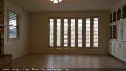 12040 Sturdivant St - Photo 3 of 8