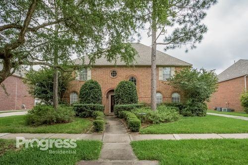 2657 Concord Dr - Photo 2 of 8