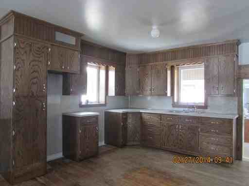 825 W Winter Rd - Photo 2 of 12