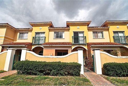 3627 NW 29th Ct - Photo 3 of 8