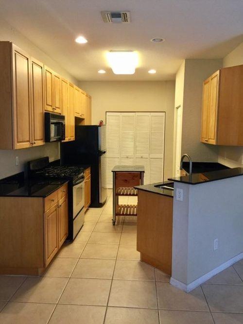 6109 SW 194th Ave - Photo 2 of 6