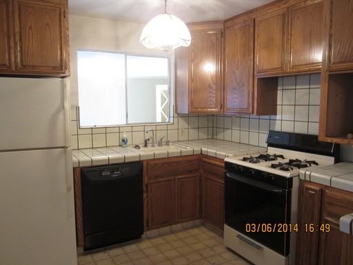 19202 Dagmar Dr - Photo 3 of 7