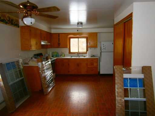 243 Center Rd - Photo 3 of 11