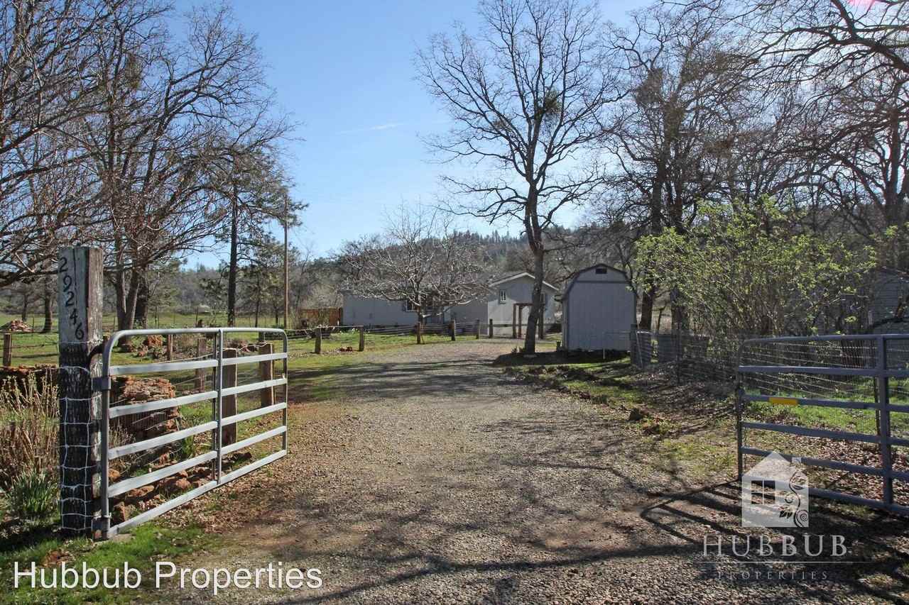 29246 Westmoore Rd - Photo 2 of 29
